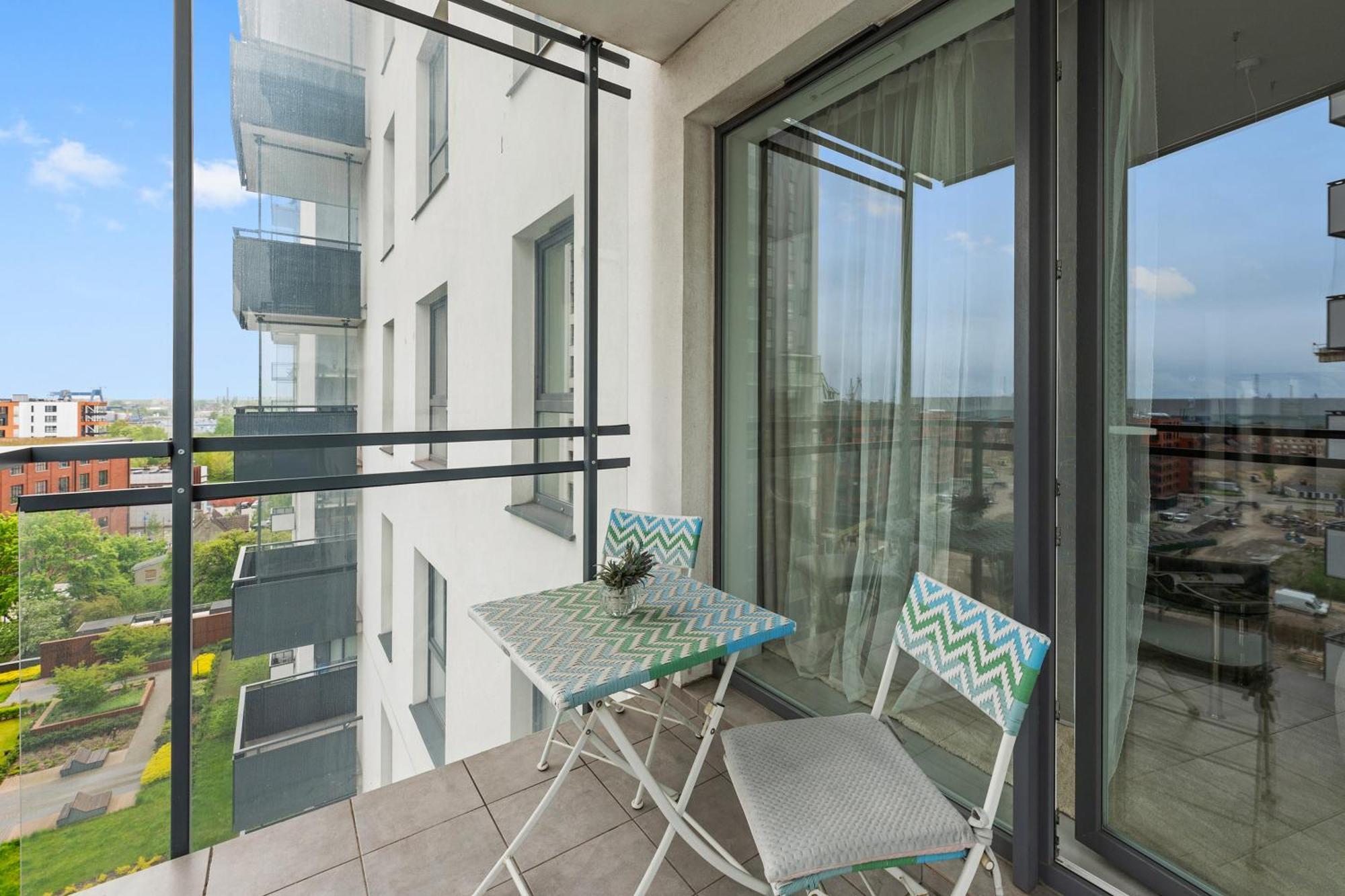 Bastion Walowa City Center By Downtown Apartments 格但斯克 客房 照片